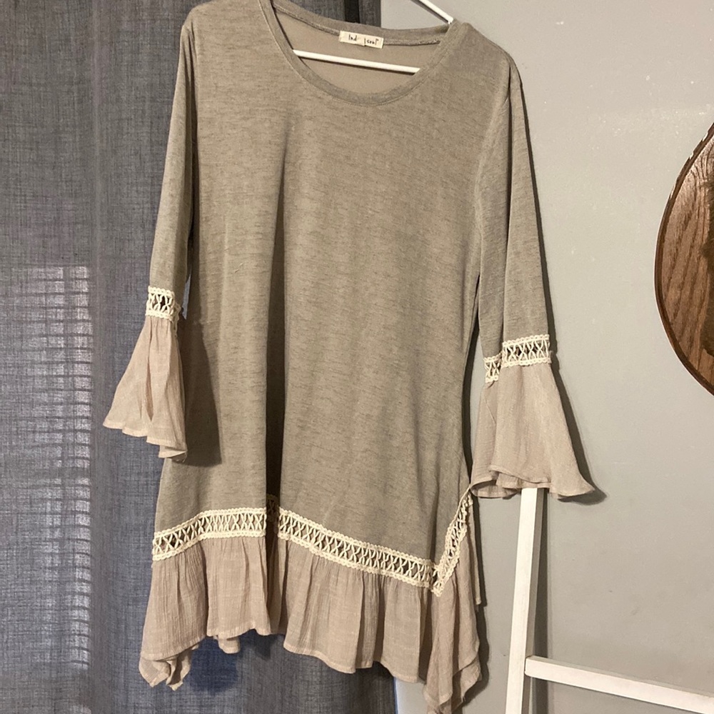 Dress or oversized shirt